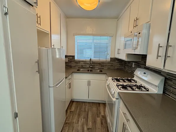 Casablanca Apts North, 3313 Artesia Blvd #5f33b1e58, Torrance, CA 90504