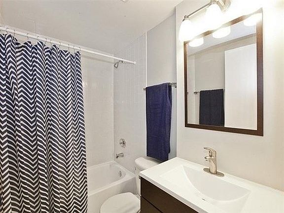 5th image of 1818 N Halsted St