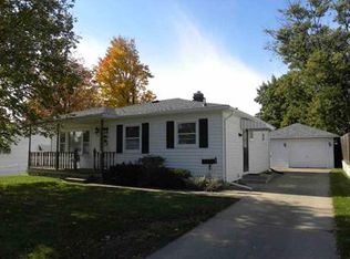 1303 Sussex Dr, South Bend, IN 46628
