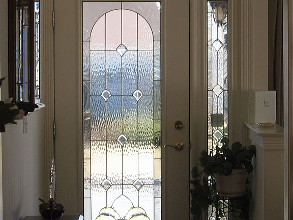 ENTRY, HARDWD FLOOR, CROWN MOLDING & TRIM.HARDWD. FLOOR