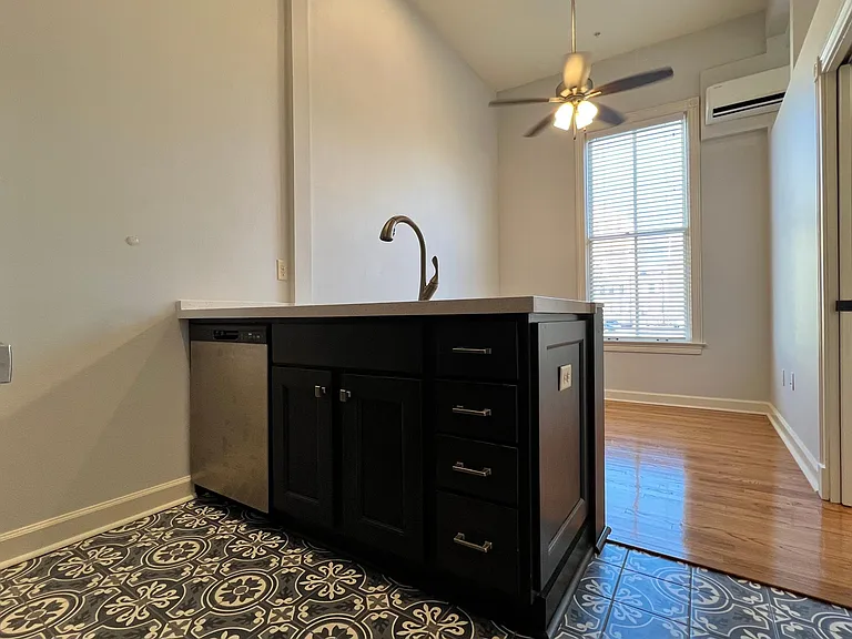 904 Scott St #3 — Photo 8