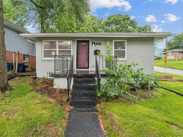 1501 Stockard Ave, Saint Louis, MO 63117