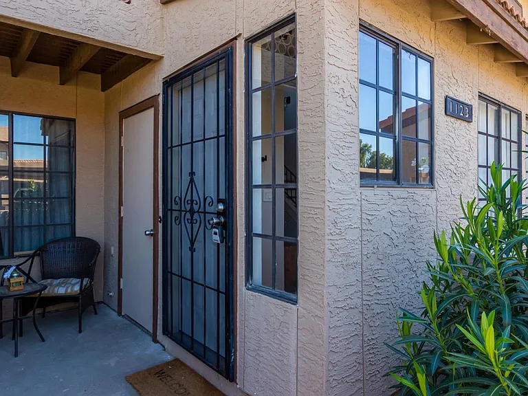 8625 E Belleview Pl — Photo 16