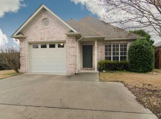 177 Daventry Dr, Calera, AL 35040