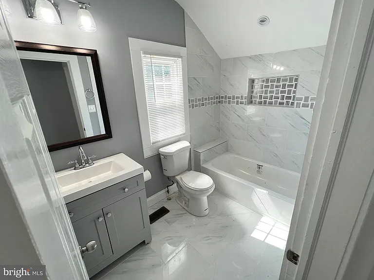 3119 Harview Ave — Photo 33