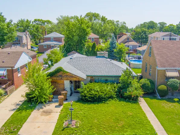 2233 S 7th Ave, Riverside, IL 60546