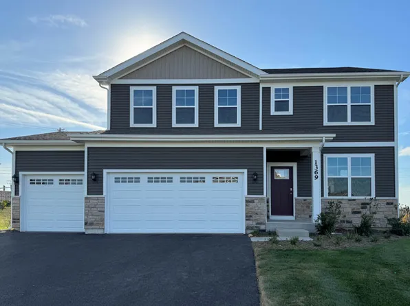 1369 Tiger Lily Dr, Bartlett, IL 60103