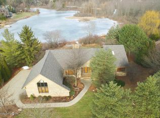 6280 Pine Hollow Dr, East Lansing, MI 48823