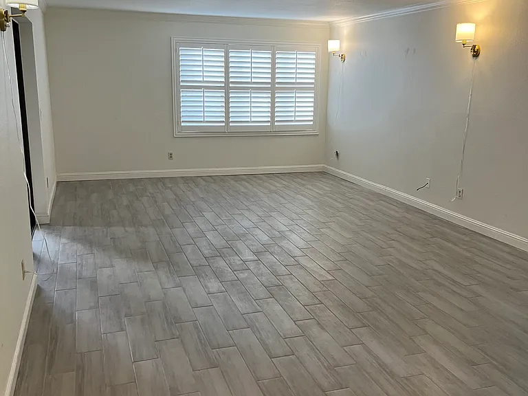 5132 N 31st Way #114 — Photo 6