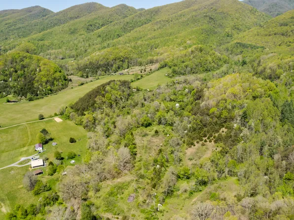 29375 Poor Valley Rd, Saltville, VA 24370