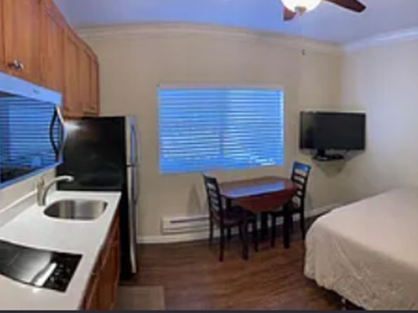 202 E Lake Ave APT 106
