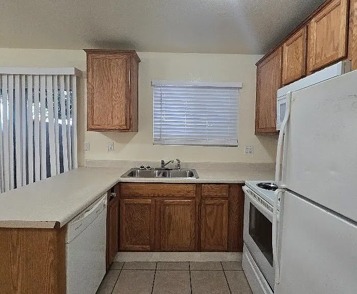4875 E McKinley Ave #123 — Photo 4