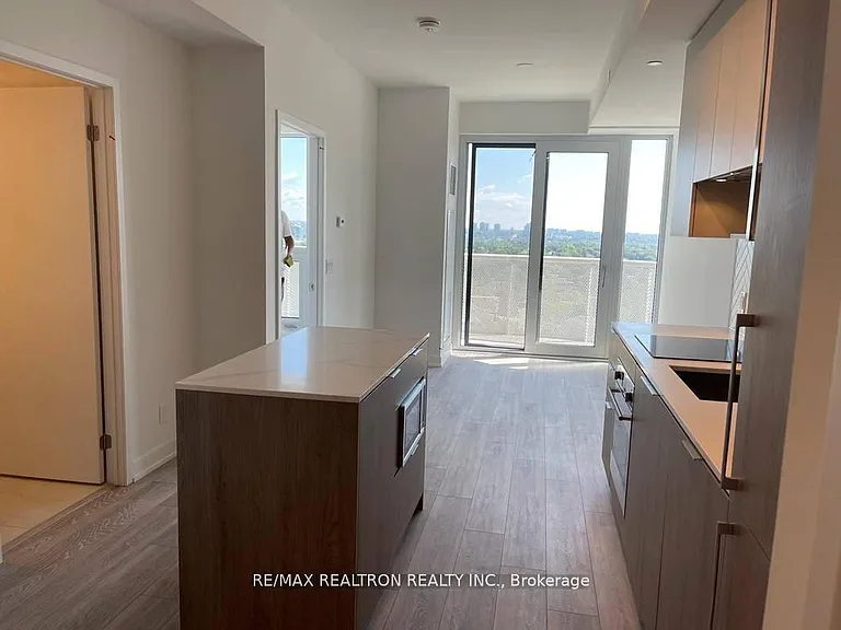 15 Holmes Ave S #1709 — Photo 3