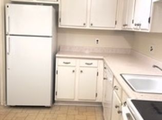 30703 Shiawassee Rd APT 76, Farmington Hills, MI 48336