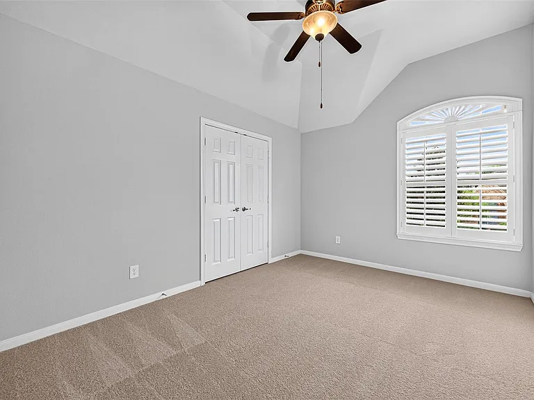 50 Vershire Cir — Photo 31