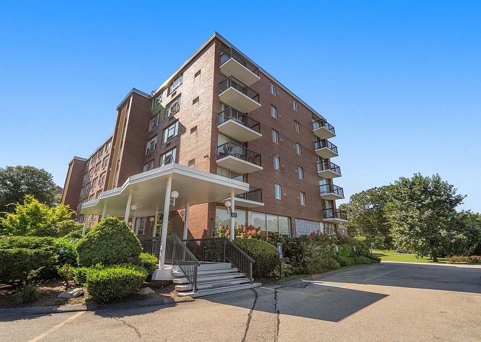 1st image of 20 Hammond Pond Pkwy APT 408
