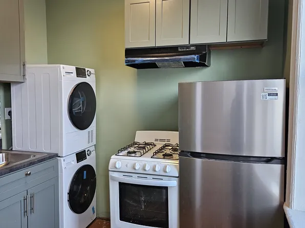 175 Malcolm X Boulevard image 1 of 7