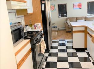 61A 6th St, Cambridge, MA 02141