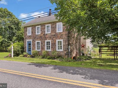 356 Red Corner Rd, Douglassville, PA, 19518