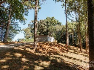 195 Arrowood Corner Rd, Mars Hill, NC 28754