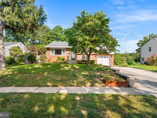 210 Massachusetts Ave, Cherry Hill, NJ 08002