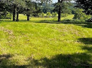 129 Blythe Ranch Rd, Dodge, TX 77334