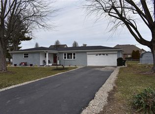 1016 W Highland Dr, Shelbyville, IN 46176