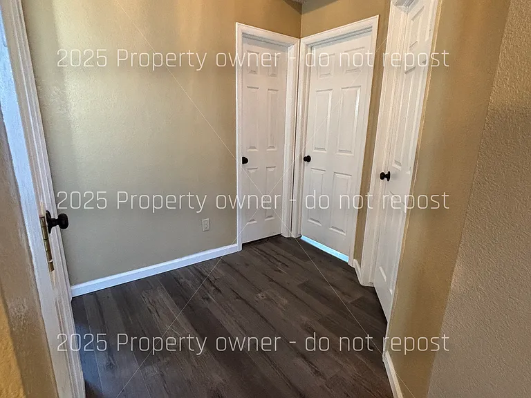 2010 S Xenia Way — Photo 19