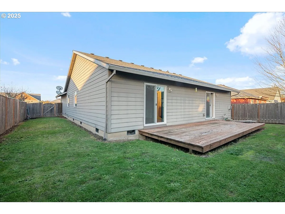 Building Photo - 1843 Denali Dr