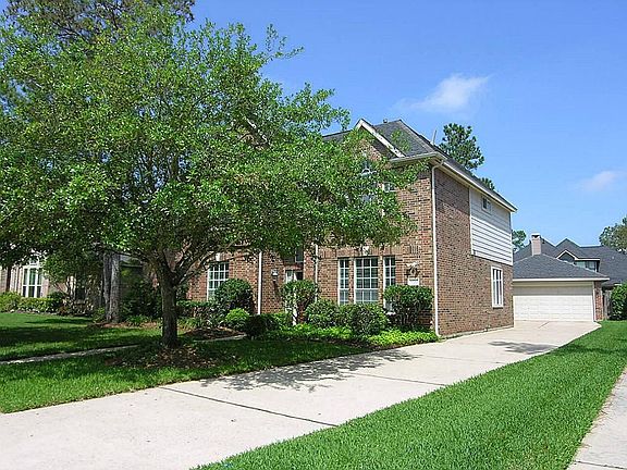3rd image of 16306 Evergreen Lake Ln