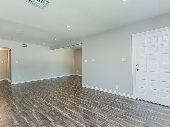 3rd image of 6371 Canby Ave