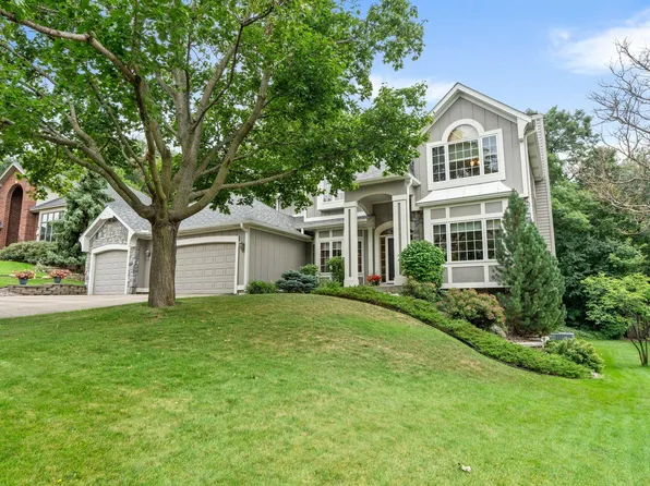 39 Marcin Hl, Burnsville, MN 55337