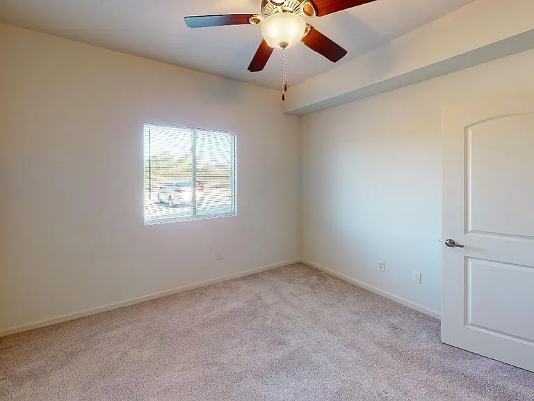 The Legends Apartments — Photo 31