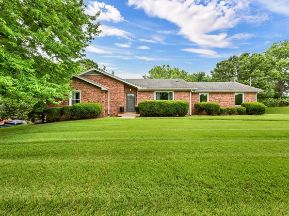 3056 Williamsburg Rd, Clarksville, TN 37043