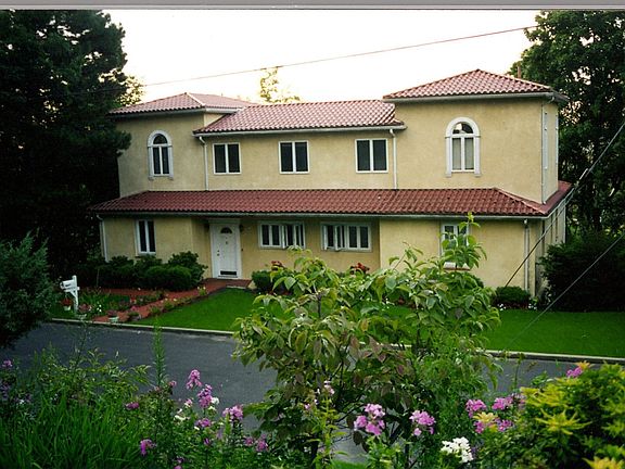 2nd image of 10 Manor Ct