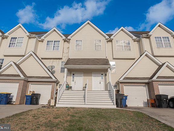 3rd image of 347 Northdown Dr