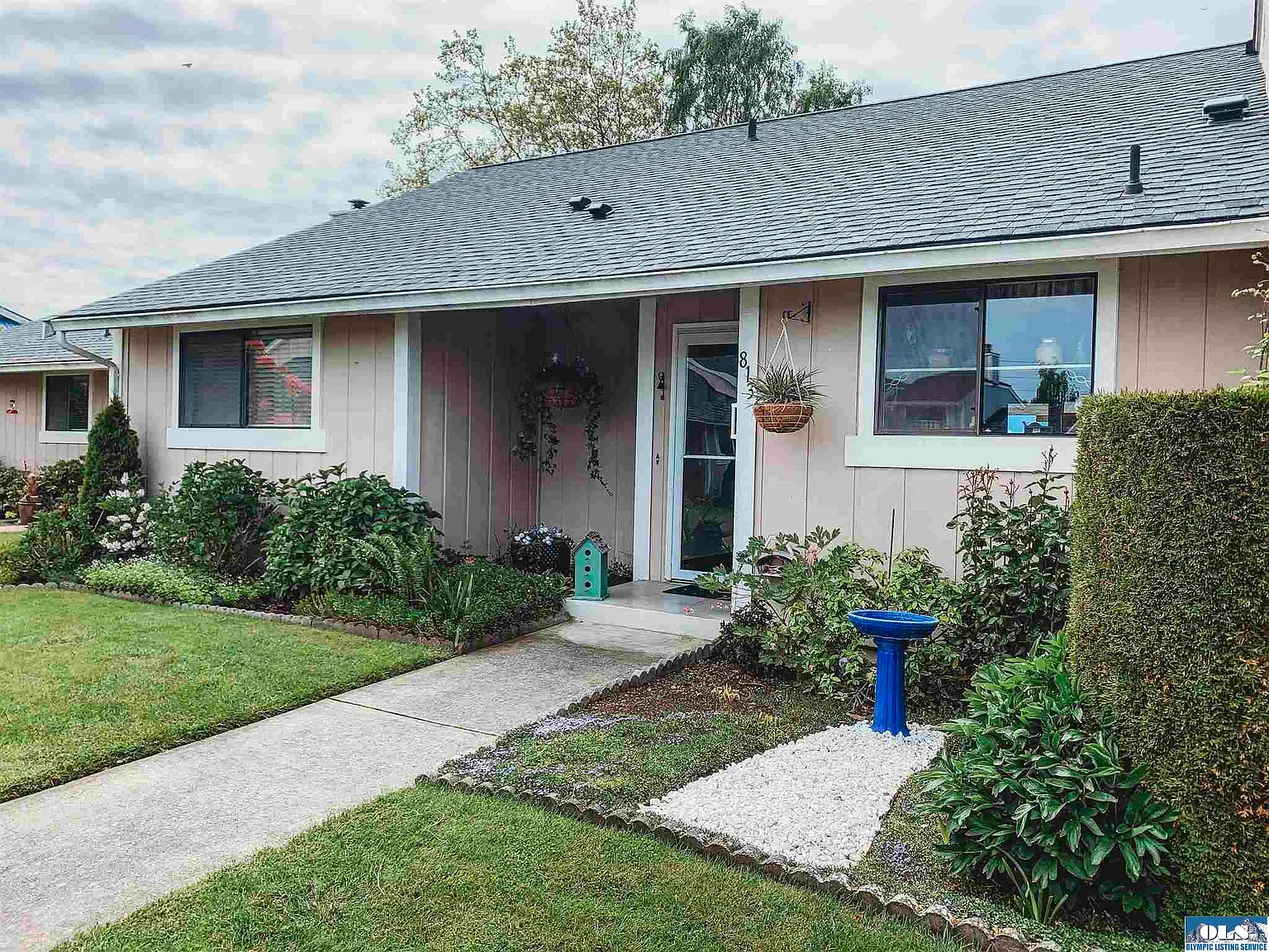 813 N Abbey Ct photo 1