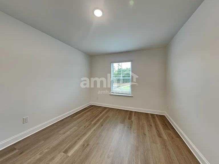 6066 Rosemore Ln — Photo 13