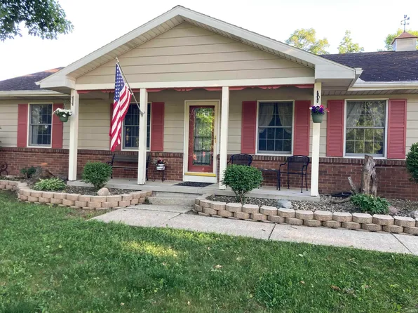 305 Greenwood Trl, Ossian, IN 46777