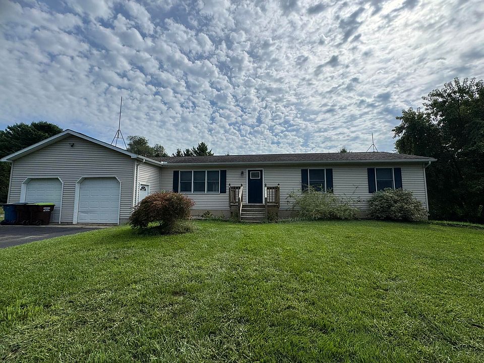1st image of 3668 Laberdee Rd