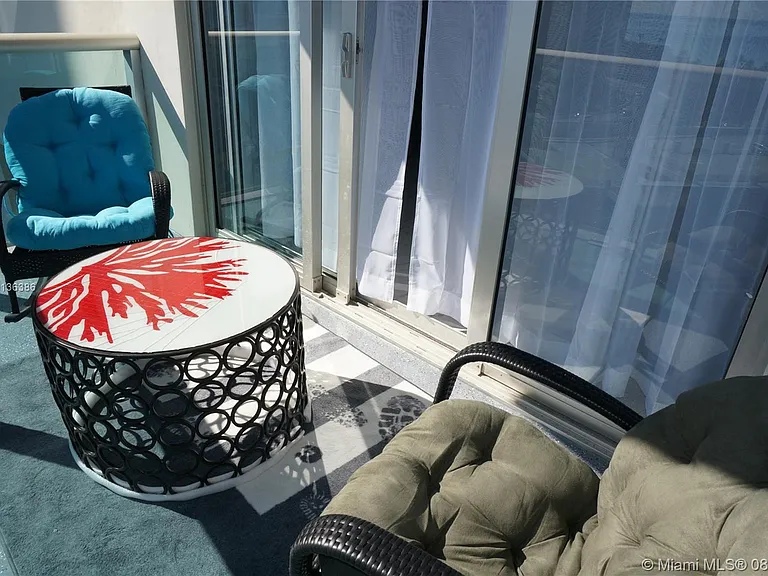 19370 Collins Avenue Seasonal #1417 — Photo 14