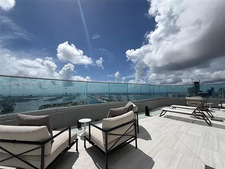 1400 Biscayne Blvd #1807 — Photo 54