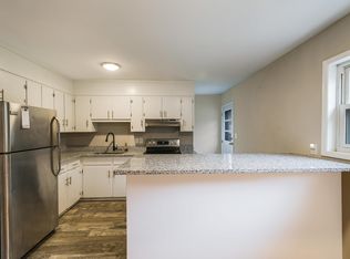 1124 S Winchester Ave, Waynesboro, VA 22980