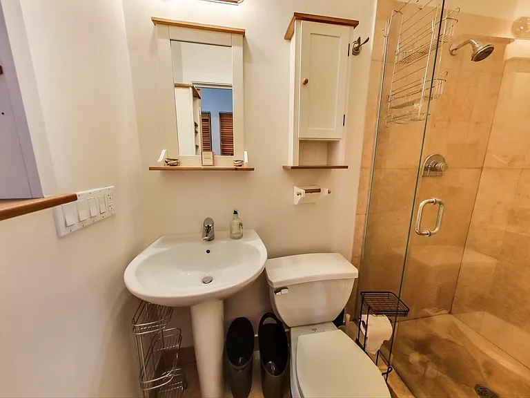 1022 N Wood St #3 — Photo 11