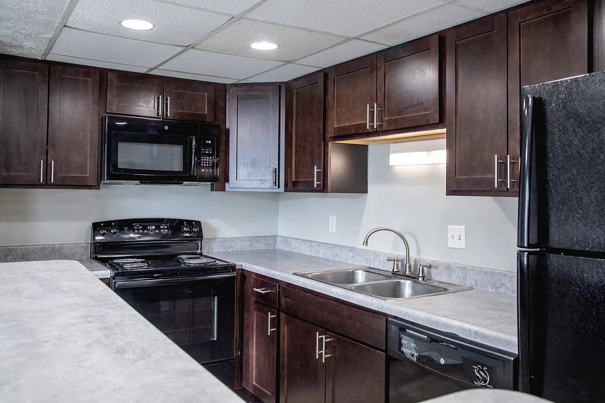 Barrington Estates Apartments — Photo 4