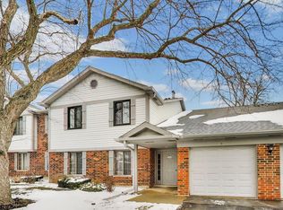 1604 W Partridge Ct Unit 8, Arlington Heights, IL