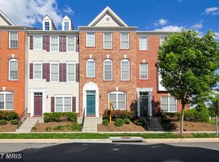 25160 Monteith Ter, Chantilly, VA 20152