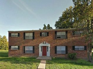 960 Torero Ln #C, Florissant, MO 63031