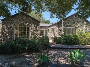 10107 Stonehurst Ave, Sun Valley, CA 91352