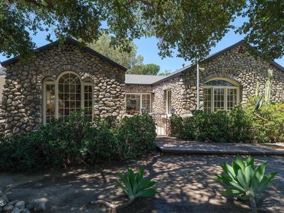 10107 Stonehurst Ave, Sun Valley, CA, 91352